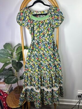 Vintage Floral Green and Black Colorful Maxi Dress sz S